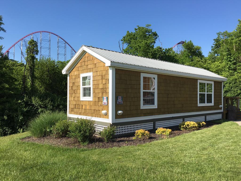 Worlds Of Fun Village Канзас Сити Екстериор снимка